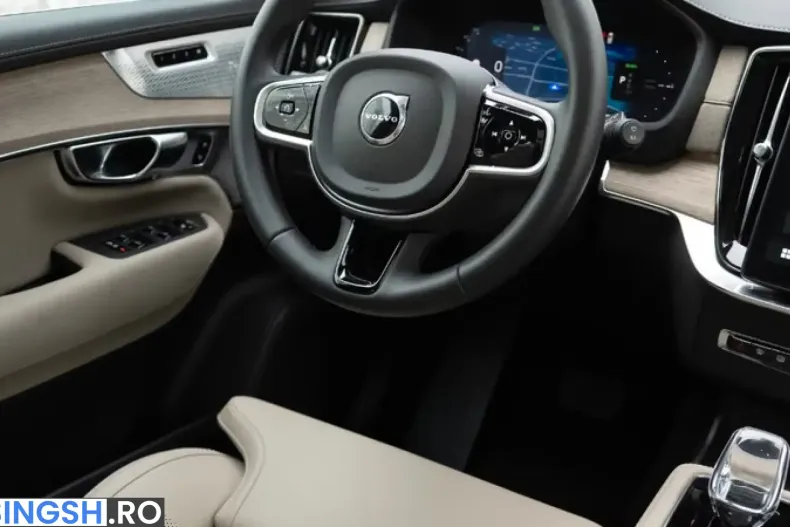 Volvo XC90 din 2024 cu 1.450 km - oferta VOL258371 - foto 9