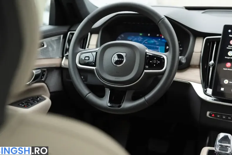 Volvo XC90 din 2024 cu 1.450 km - oferta VOL258371 - foto 14