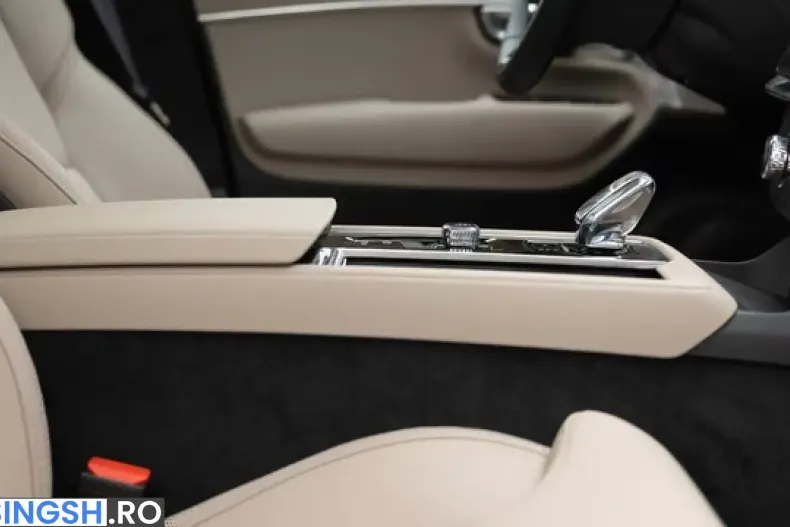 Volvo XC90 din 2024 cu 1.450 km - oferta VOL258371 - foto 16