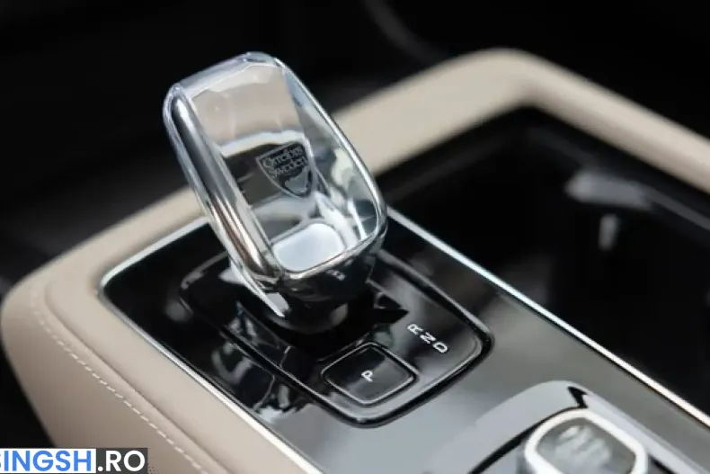Volvo XC90 din 2024 cu 1.450 km - oferta VOL258371 - foto 17