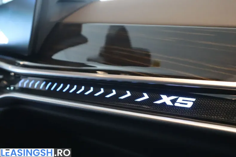 BMW X5 (Seria X) din 2024 cu 57.642 km - oferta BMW258381 - foto 17
