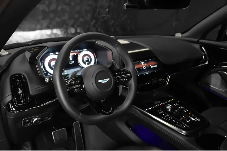 Aston Martin DBX din 2026 cu 3.990 km - oferta AST258386 - foto 8