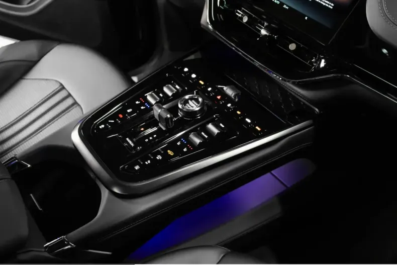 Aston Martin DBX din 2026 cu 3.990 km - oferta AST258386 - foto 10