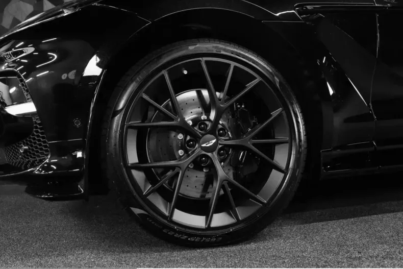 Aston Martin DBX din 2026 cu 3.990 km - oferta AST258386 - foto 11