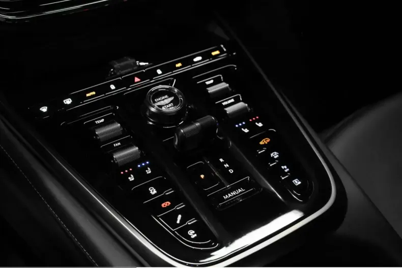 Aston Martin DBX din 2026 cu 3.990 km - oferta AST258386 - foto 27
