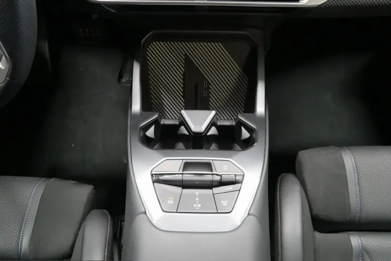 BMW iX3 (Seria X) din 2025 cu 25.727 km - oferta BMW258394 - foto 9
