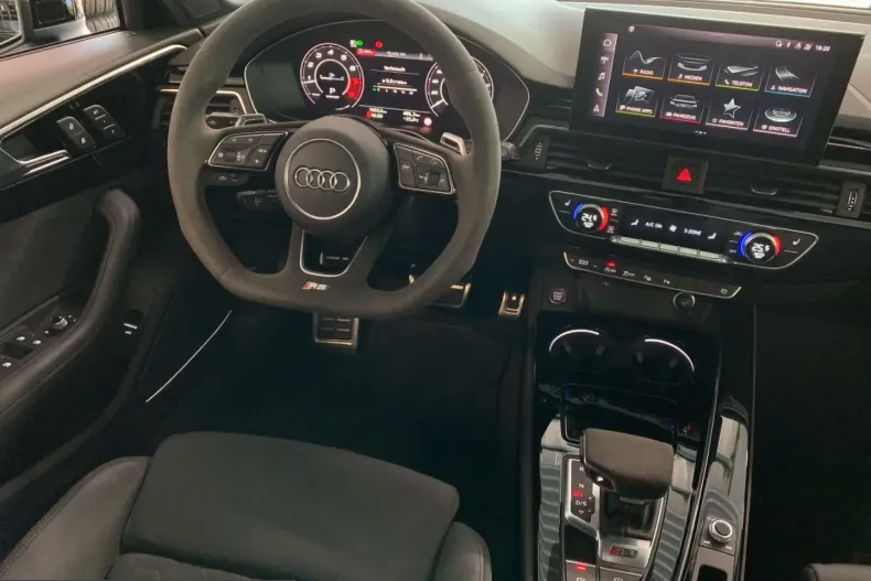 Audi RS4 din 2023 cu 10.513 km - oferta AUD258401 - foto 4