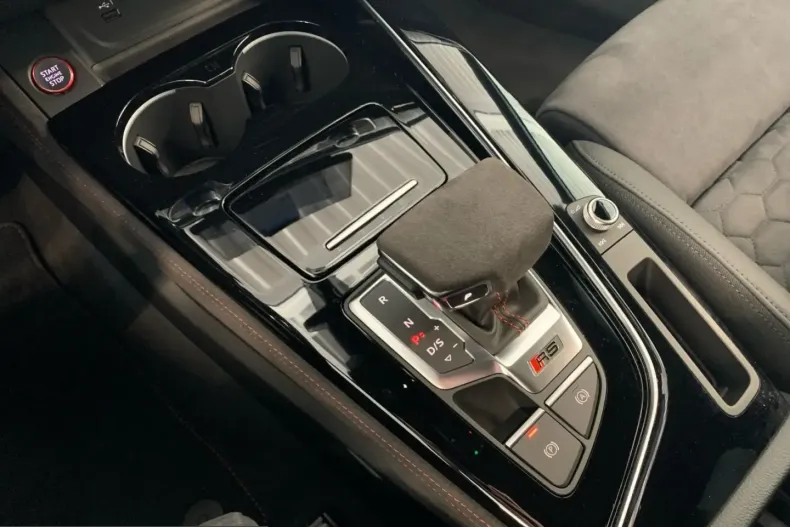 Audi RS4 din 2023 cu 10.513 km - oferta AUD258401 - foto 17