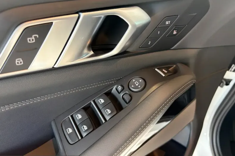 BMW X5 (Seria X) din 2025 cu 7.100 km - oferta BMW258403 - foto 14