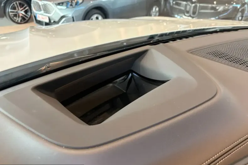 BMW X5 (Seria X) din 2025 cu 7.100 km - oferta BMW258403 - foto 22