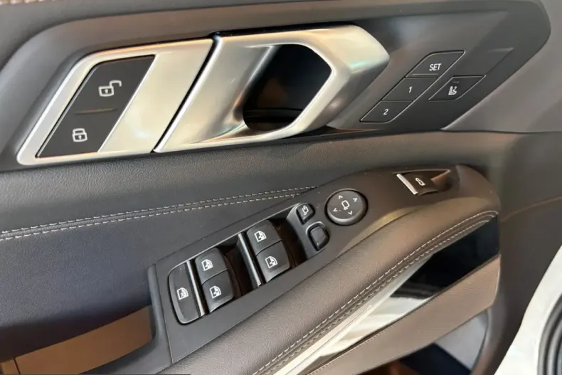 BMW X5 (Seria X) din 2025 cu 7.100 km - oferta BMW258403 - foto 26