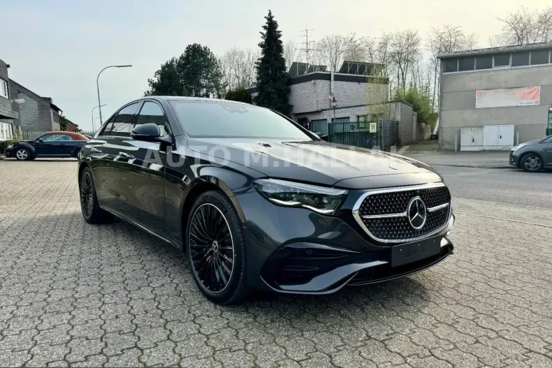 Mercedes-Benz E 300 (Clasa E) din 2024 cu 13.400 km - oferta MER258413 - foto 2