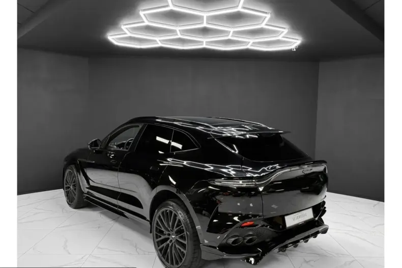 Aston Martin DBX din 2022 cu 23.500 km - oferta AST258419 - foto 3