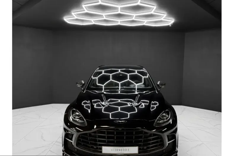 Aston Martin DBX din 2022 cu 23.500 km - oferta AST258419 - foto 8