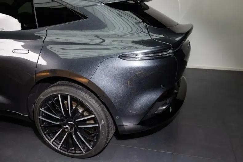 Aston Martin DBX din 2024 cu 24.900 km - oferta AST258420 - foto 4