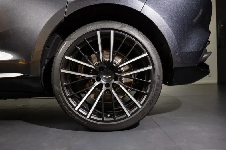 Aston Martin DBX din 2024 cu 24.900 km - oferta AST258420 - foto 5
