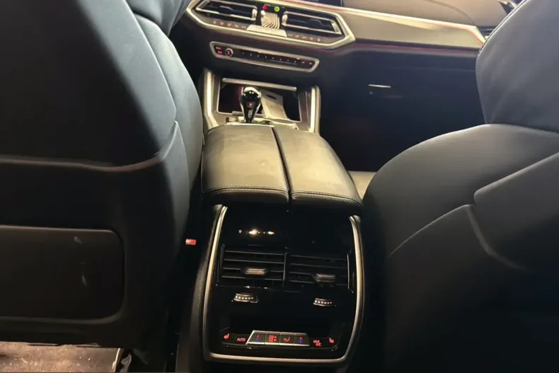 BMW X6 (Seria X) din 2023 cu 54.406 km - oferta BMW258426 - foto 18