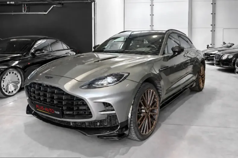 Aston Martin DBX din 2025 cu 9.600 km - oferta AST258430 - foto 3