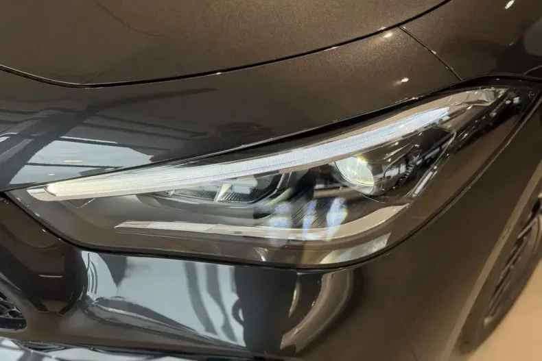 Mercedes-Benz CLE 200 (Clasa CLE) din 2025 cu 10.500 km - oferta MER258433 - foto 9