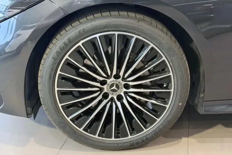 Mercedes-Benz CLE 200 (Clasa CLE) din 2025 cu 10.500 km - oferta MER258433 - foto 28