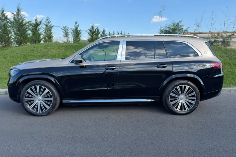 Mercedes-Benz GLS 600 (Clasa GLS) din 2025 cu 29.000 km - oferta MER258446 - foto 34