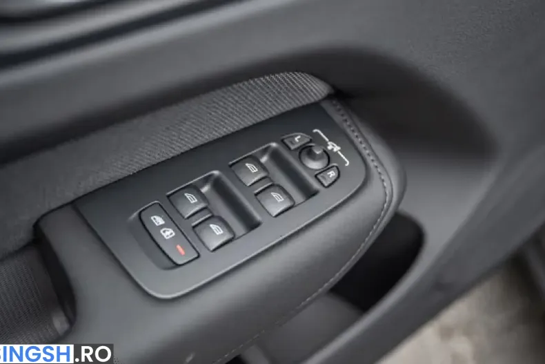 Volvo XC60 din 2026 cu 51 km - oferta VOL258448 - foto 16