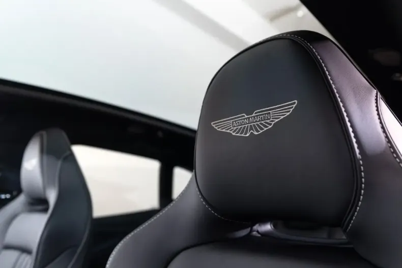 Aston Martin DBX din 2025 cu 15.950 km - oferta AST258449 - foto 16