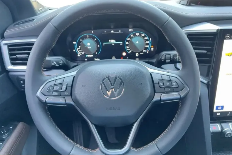 Volkswagen Amarok din 2026 cu 2.500 km - oferta VOL258453 - foto 22