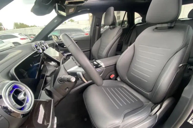Mercedes-Benz GLC 200 (Clasa GLC) din 2024 cu 24.168 km - oferta MER258468 - foto 9