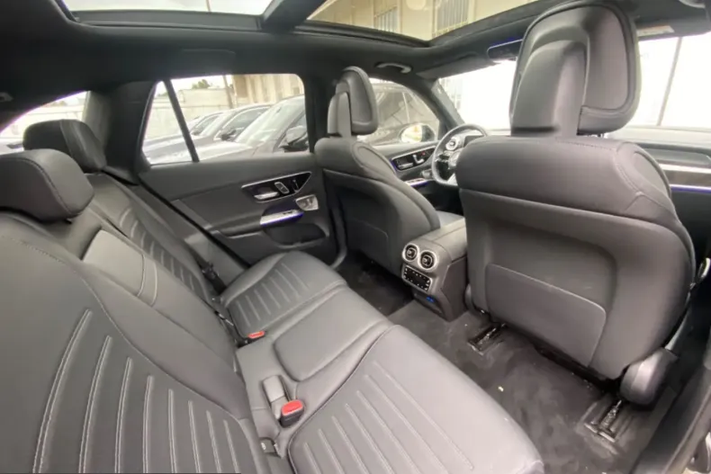Mercedes-Benz GLC 200 (Clasa GLC) din 2024 cu 24.168 km - oferta MER258468 - foto 15