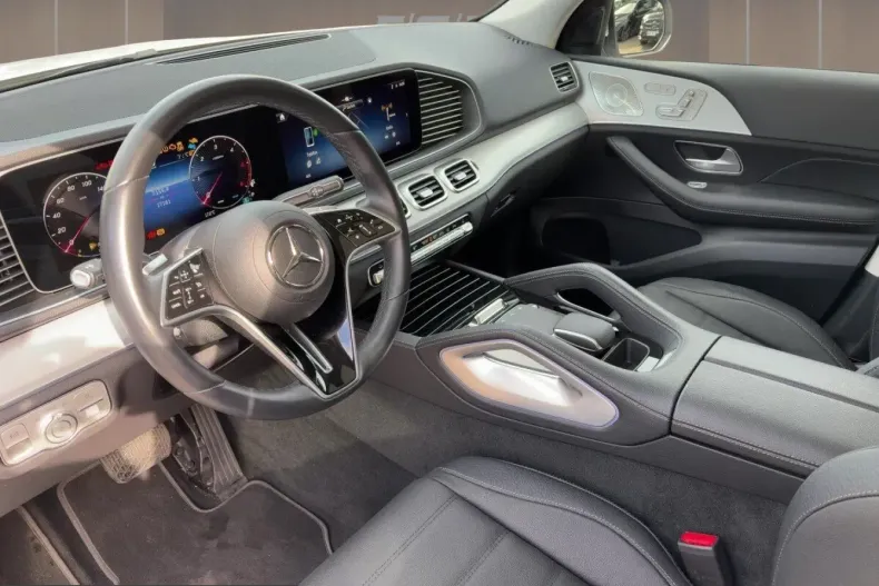 Mercedes-Benz GLE 300 (Clasa GLE) din 2025 cu 17.151 km - oferta MER258477 - foto 6