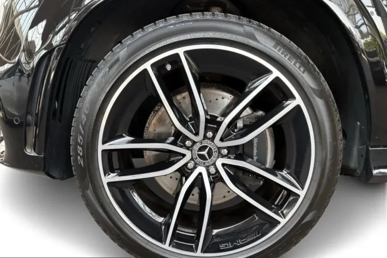 Mercedes-Benz GLE 400 (Clasa GLE) din 2023 cu 96.600 km - oferta MER258482 - foto 9