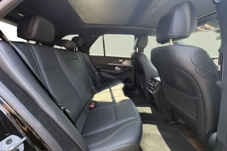 Mercedes-Benz GLE 400 (Clasa GLE) din 2023 cu 96.600 km - oferta MER258482 - foto 13