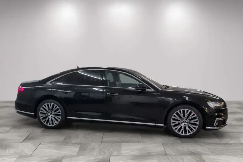 Audi A8 din 2022 cu 43.950 km - oferta AUD258487 - foto 5