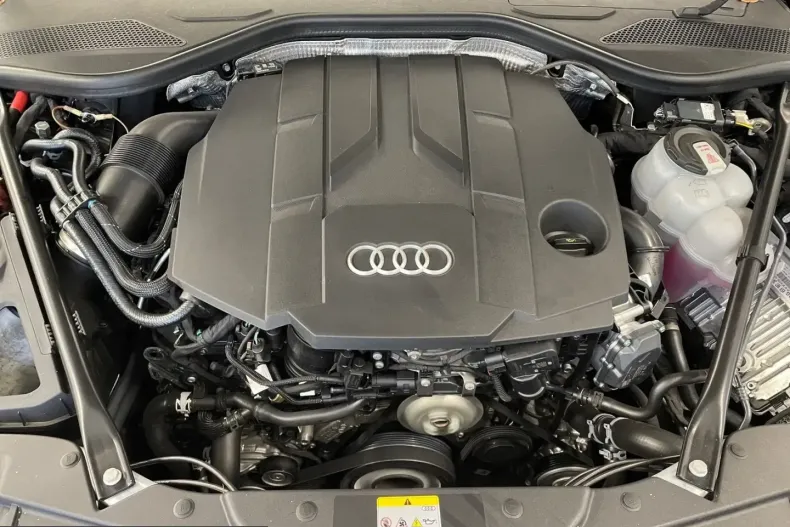 Audi A8 din 2025 cu 33.600 km - oferta AUD258489 - foto 8