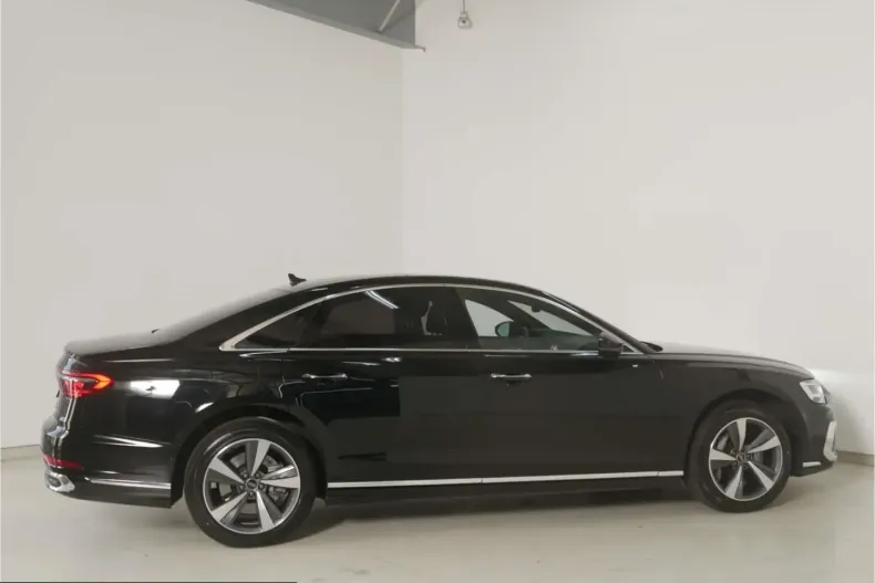 Audi A8 din 2025 cu 28.459 km - oferta AUD258490 - foto 7