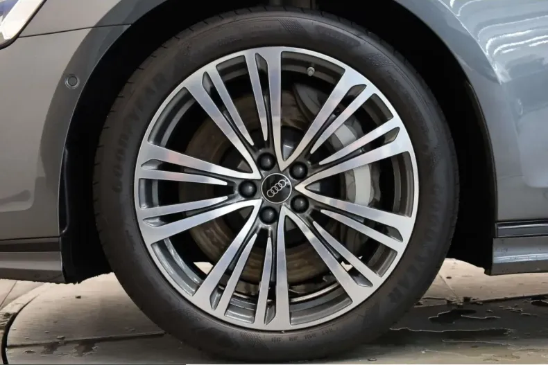 Audi A8 din 2025 cu 29.135 km - oferta AUD258491 - foto 8