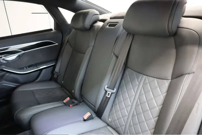 Audi A8 din 2025 cu 29.135 km - oferta AUD258491 - foto 11