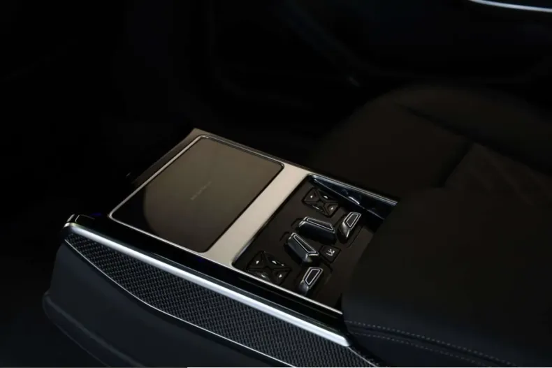 Audi A8 din 2025 cu 27.010 km - oferta AUD258492 - foto 24