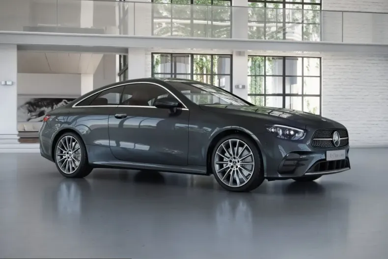 Mercedes-Benz E 400 (Clasa E) din 2023 cu 77.032 km - oferta MER258512 - foto 4
