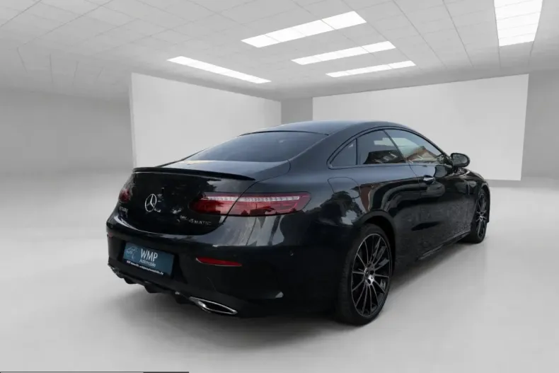 Mercedes-Benz E 400 (Clasa E) din 2022 cu 101.074 km - oferta MER258515 - foto 5