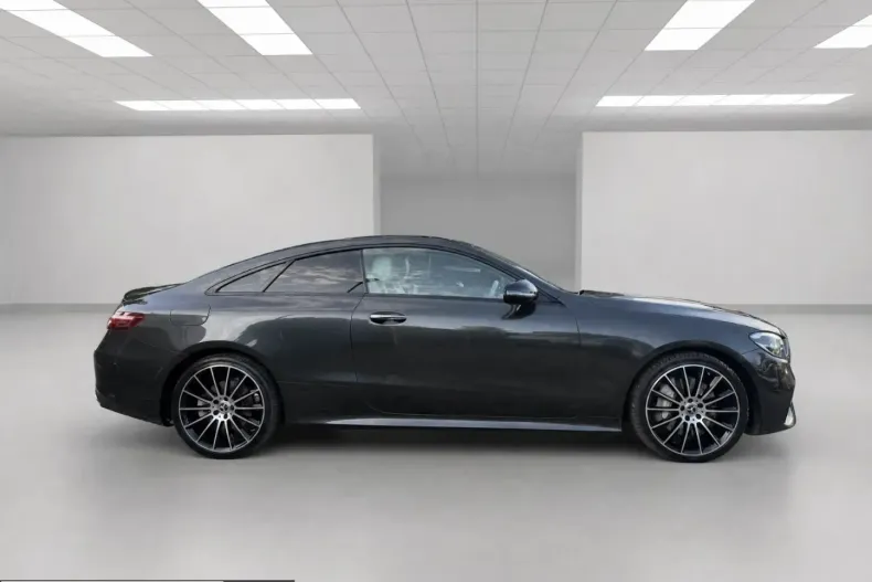 Mercedes-Benz E 400 (Clasa E) din 2022 cu 101.074 km - oferta MER258515 - foto 7