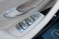 Mercedes-Benz E 400 (Clasa E) din 2022 cu 101.074 km - oferta MER258515 - foto 23