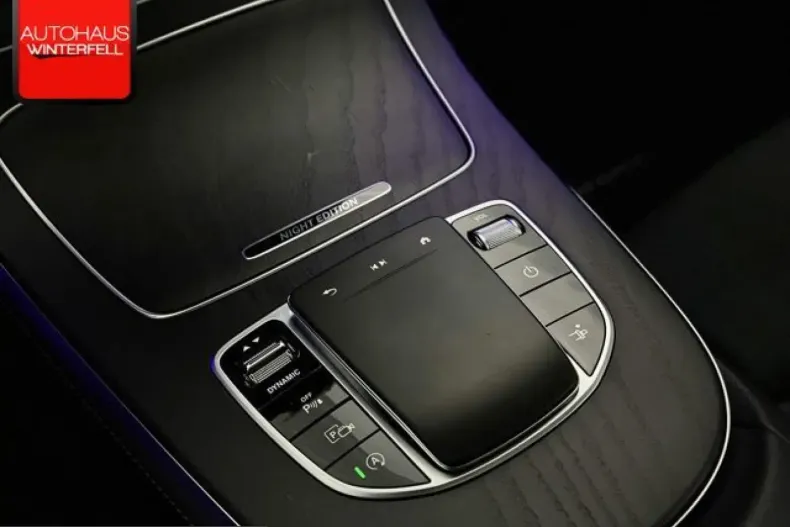 Mercedes-Benz E 200 (Clasa E) din 2022 cu 20.941 km - oferta MER258516 - foto 16