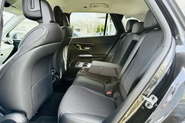 Mercedes-Benz GLC 220 (Clasa GLC) din 2024 cu 8.245 km - oferta MER258520 - foto 10
