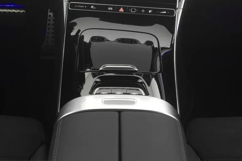 Mercedes-Benz CLE 200 (Clasa CLE) din 2025 cu 2.101 km - oferta MER258524 - foto 19