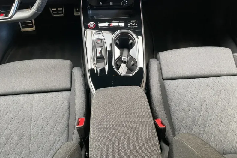 Audi A6 din 2025 cu 13.916 km - oferta AUD258527 - foto 12