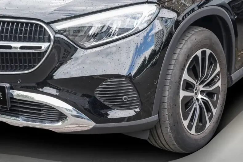 Mercedes-Benz GLC 220 (Clasa GLC) din 2023 cu 66.800 km - oferta MER258531 - foto 3