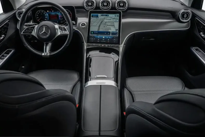 Mercedes-Benz GLC 220 (Clasa GLC) din 2023 cu 66.800 km - oferta MER258531 - foto 10