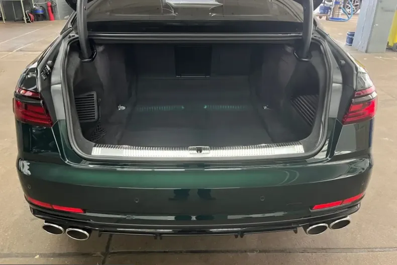 Audi S8 din 2025 cu 20.443 km - oferta AUD258541 - foto 8